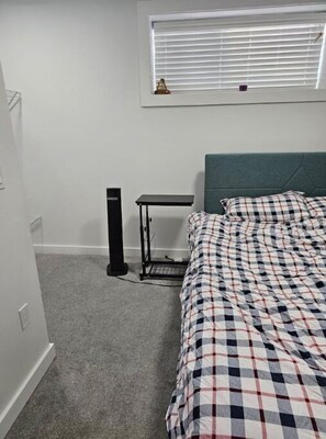 2 chambres, bureau, Wi-Fi gratuit, draps fournis