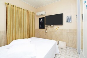 1 Schlafzimmer, Bügeleisen/Bügelbrett, WLAN, Bettwäsche