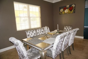 Dining - The Yellow House in the Heart of Florida (Haines City)