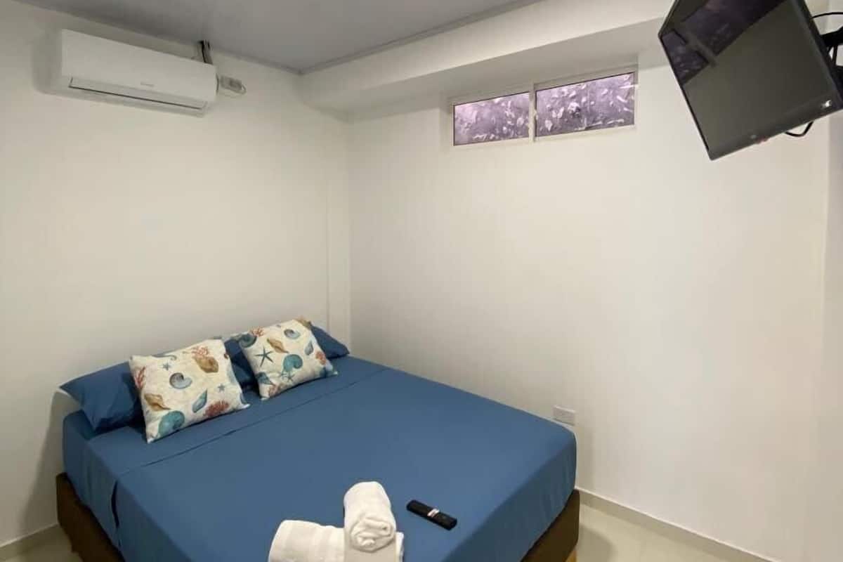 2 chambres, fer et planche à repasser, Wi-Fi gratuit