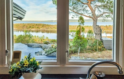 Cozy home in Kjørsvikbugen with WiFi