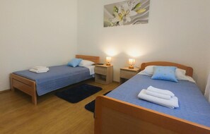 2 bedrooms, free WiFi, bed sheets