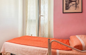 2 bedrooms, free WiFi