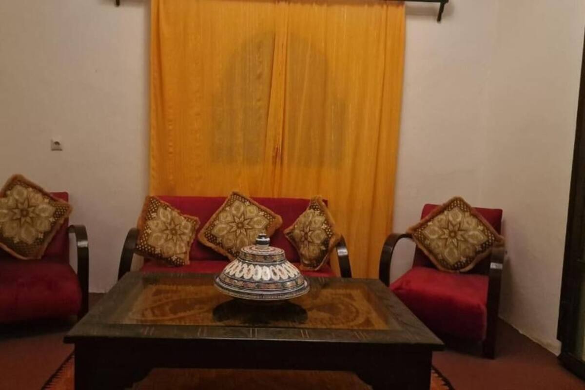 Standard Room | Iron/ironing board (on request), individually decorated, bed sheets