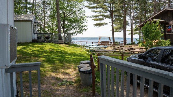 Property grounds - Lincolnwood Cabin 2 (Birchwood)