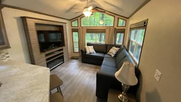 Cabin, Berbilang Katil, Kitchen | Ruang tamu | TV, pendiangan