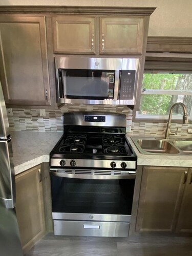 Lincolnwood Tiny House 12