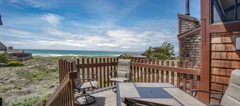 Refreshed Oceanfront Beach House with two Master Suites