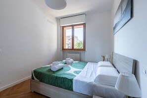 1 bedroom, iron/ironing board, Internet, bed sheets
