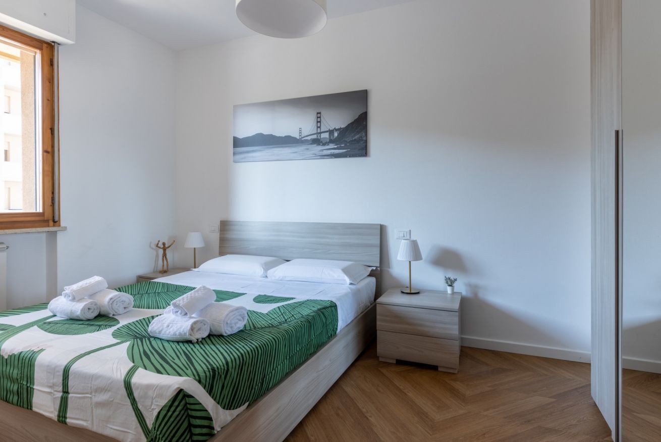 1 bedroom, iron/ironing board, Internet, bed sheets