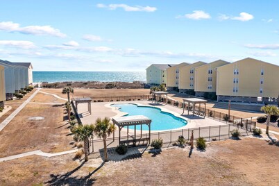 OceanScape- Beach and Sun in Surf City!