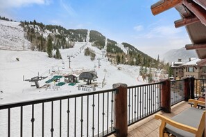 Property grounds - The Ritz-Carlton Club | 3 Bedroom Penthouse 4301, Ski-in & Ski-out Resort in Aspen Highlands (Aspen)