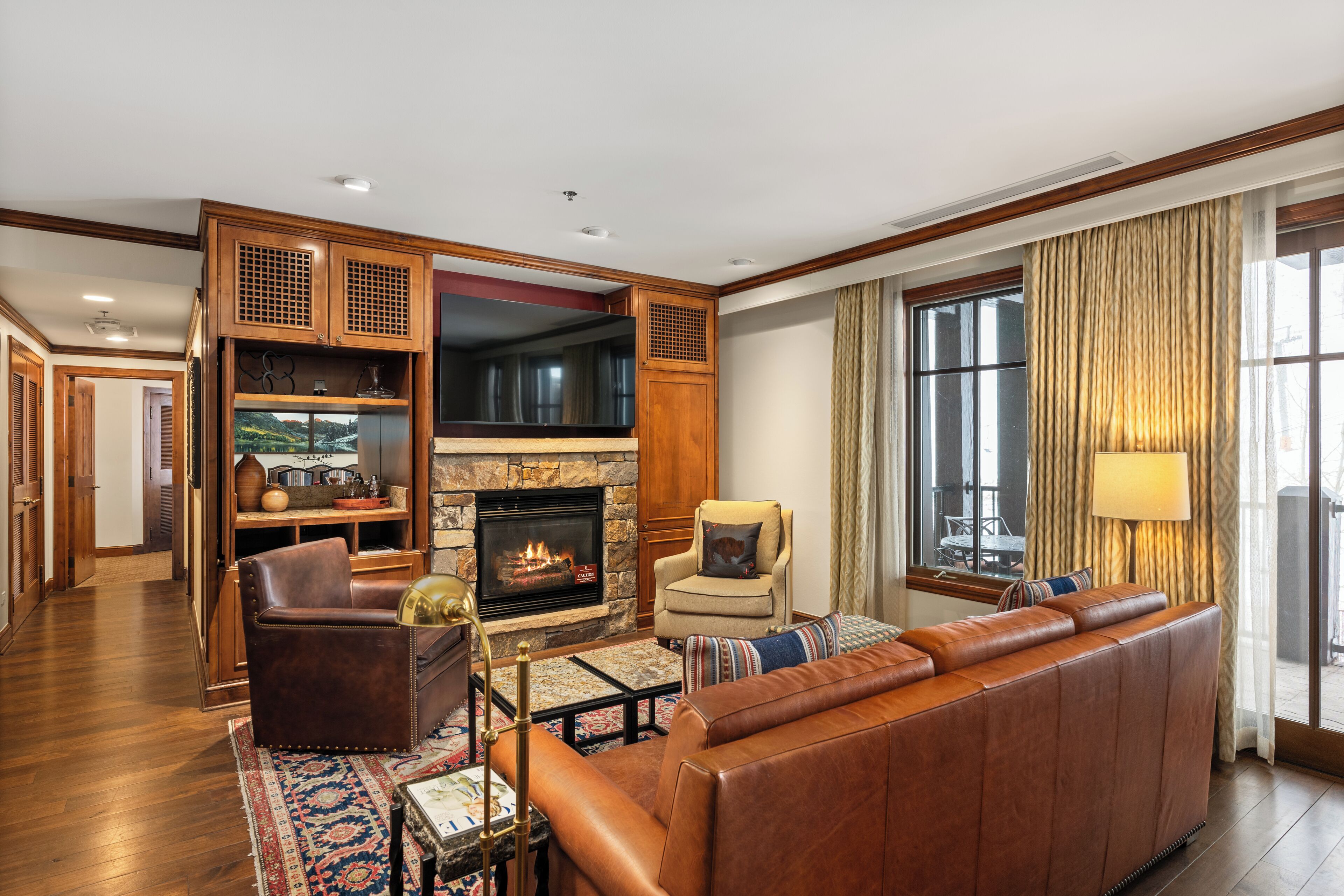 TV, fireplace, video games
