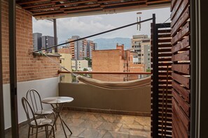 Family Apartment | Terrace/patio - edificio santorino (Medellín)