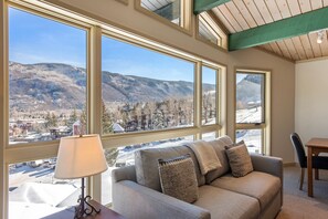 Fireplace - Shadow Mountain Unit 19 | Charming Ski-In, Ski-Out Condo with Great Views and Pool Access (Aspen)