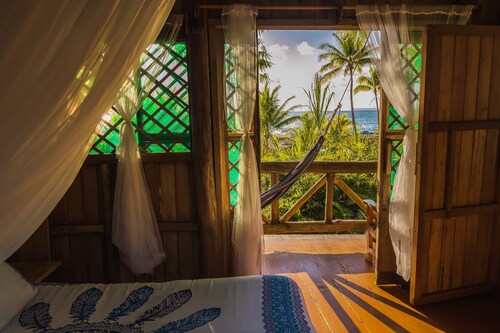 Ocean Forest Ecolodge Retreat