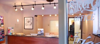 Silverglo Condominiums 104 | Budget-Friendly Studio Close to Downtown, Full Kitchen, New Bathroom