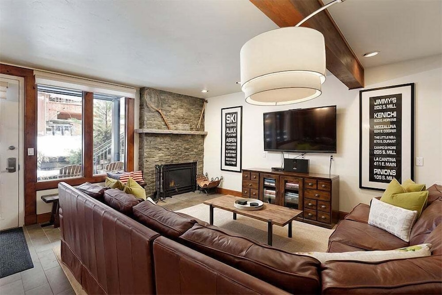 Fifth Avenue Unit 8 | Condo With Extra Murphy Bed + Access To Pool & Hot Tub - Aspen