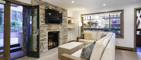 TV, fireplace
