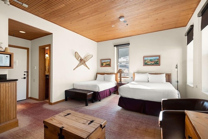 Independence Square Unit 313 | Downtown Hotel Room In Aspen With Rooftop Hot Tub - Aspen, CO