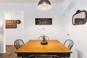 Condo, Multiple Beds, Patio, Garden View (Rustic Retreat) | Dining