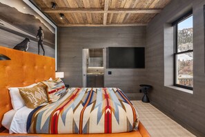 1 bedroom, free WiFi - Independence Square 300 | Newly Renovated Studio in Downtown Aspen | Rooftop Hot tub (Aspen)