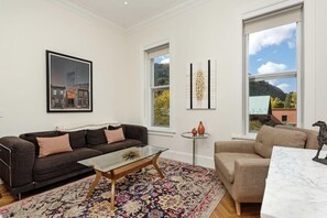 TV - Independence Square 203 | Stunning Suite w/ Great Views of Downtown Aspen (Aspen)