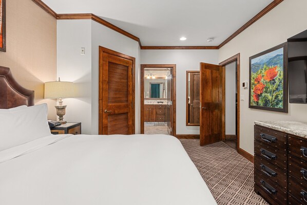 3 bedrooms, iron/ironing board, WiFi