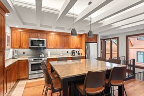 Fridge, microwave, oven, stovetop - Fasching Haus Unit 9 & 10 | 6 Bedroom, 6 BTH Condo, 2 Blocks to Downtown Aspen (Aspen)