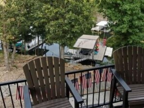 Property grounds - 5 Bedroom, 11 Beds, kayaks, boat, fireplace (Eucha)
