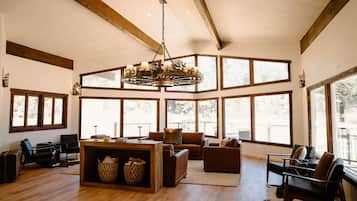 Premier Cabin, Multiple Bedrooms | Living area | Video library
