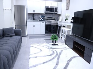 Living area - My Cozy-Snug Place - 1Brd - 8 mins to EWR (Elizabethport, NJ)