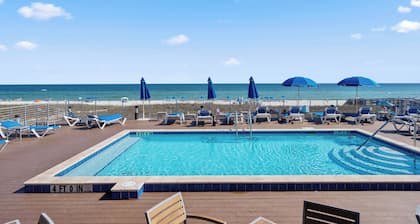 Dog-Friendly Paradise Key at Lost Key Golf & Beach Club w/Golf Cart | My Beach Getaways