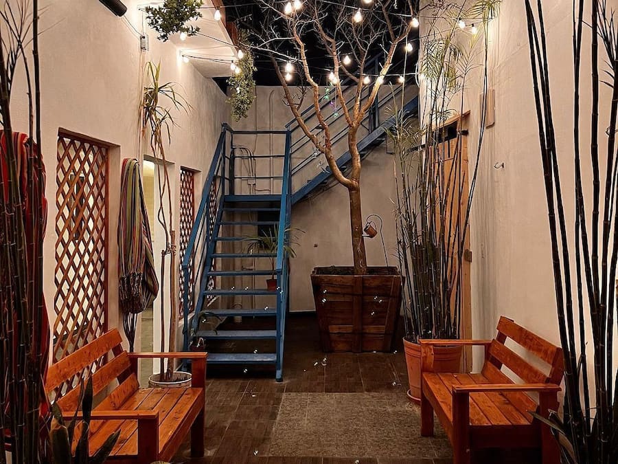 Quarto casal básico | Terraço/pátio