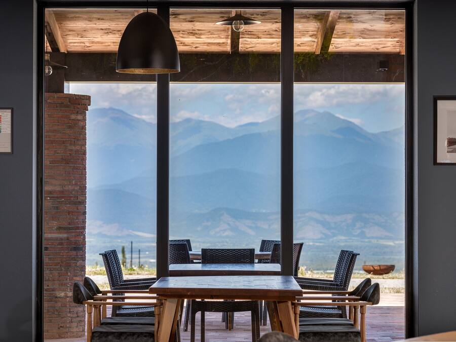 3 restaurants, local cuisine