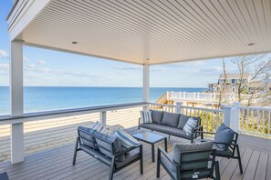 Property grounds - Oceanfront Cape Escape with Panoramic Bay Views (East Sandwich)