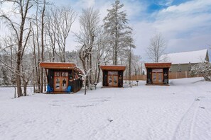 Exterior - Camp 4 Tiny Homes | #4 Mount Whitney | 1 Mi. to Downtown West Jefferson (West Jefferson)
