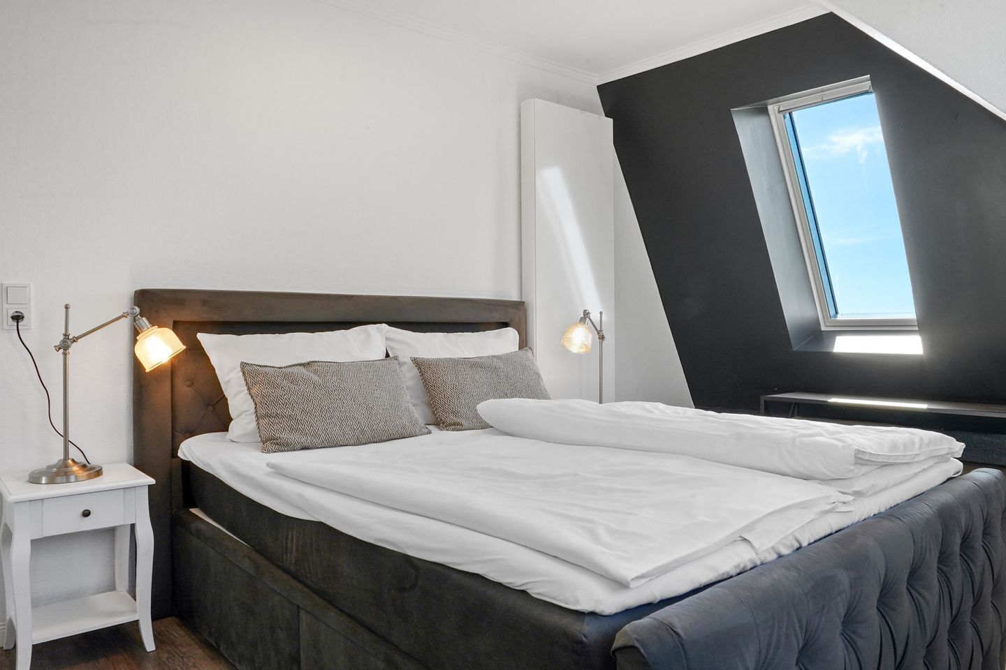 2 多间卧室、客房内保险箱、WiFi