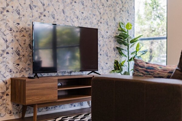 TV