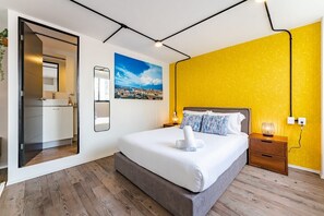 1 chambre, fer et planche à repasser, Wi-Fi, draps fournis