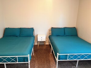 4 bedrooms, free WiFi, bed sheets