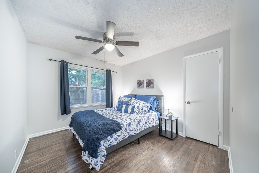 4 chambres, fer et planche à repasser, Wi-Fi gratuit, draps fournis