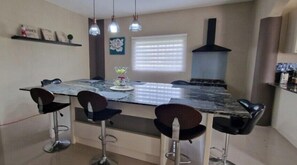 Dining - Modern 3 Bed Sea View Retreat St Ann's Ocho Rios (St Ann's)