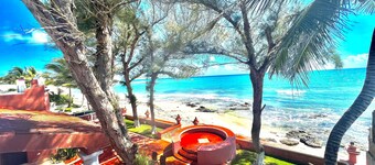 PARAISO BEACHFRONT VILLA 4BD RIVIERA MAYA PARADISE