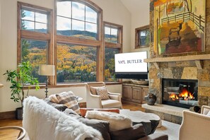 Interior - NEW! Incredible Vail Views, 2 Bunk Rooms, Hot Tub, Chefs Kitchen. (Vail)