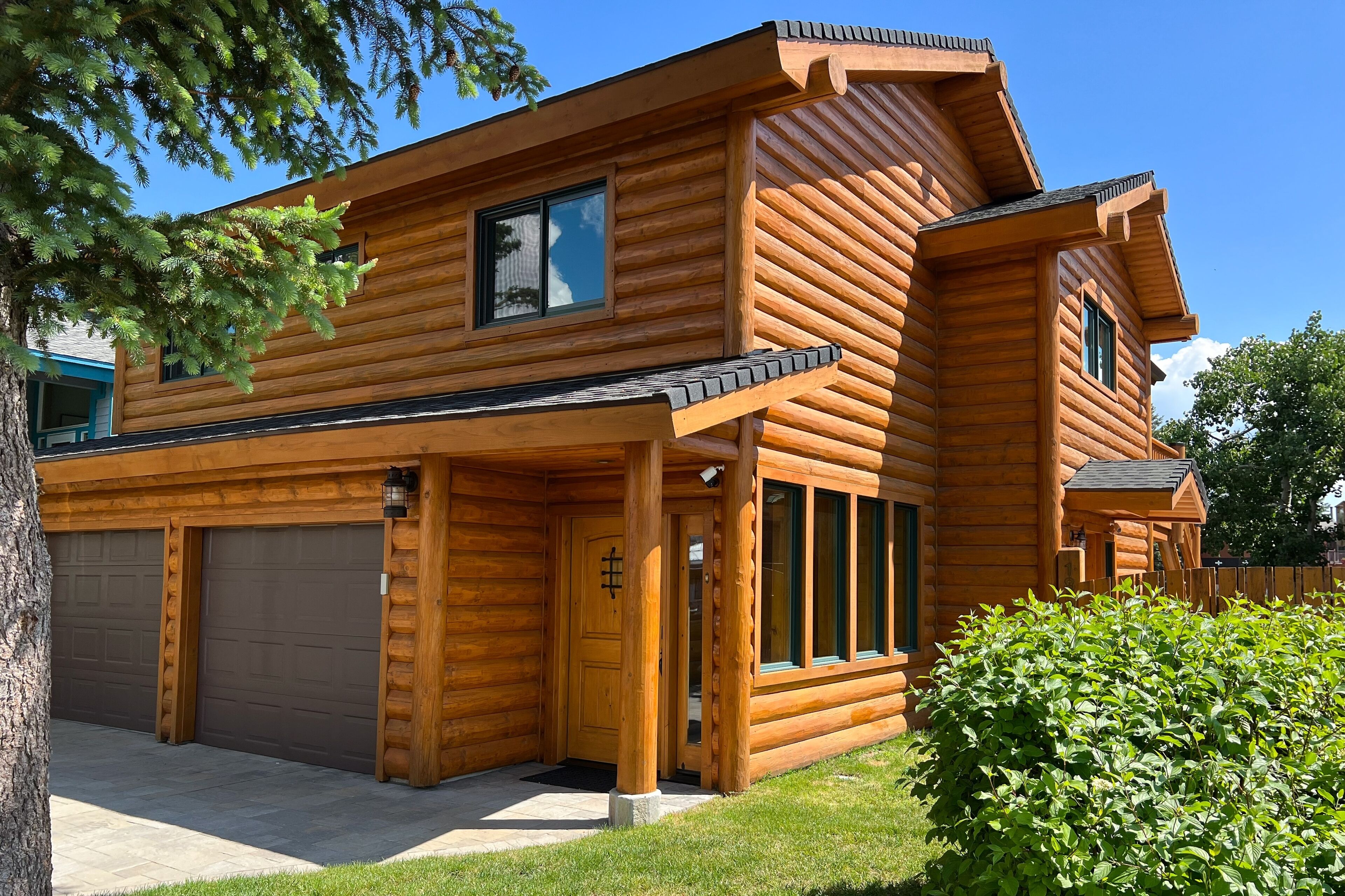 Premier Tahoe Keys home on the channel - close to Heavenly Ski Resort/ Village