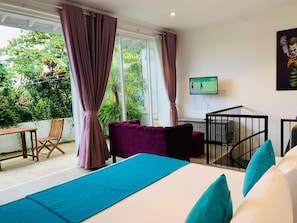 行政套房, 1 張特大雙人床, 陽台, 公園景觀 | 高級寢具、客房內保險箱、獨特裝潢、布置獨特