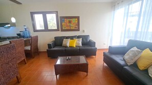 TV - Downtown Sosua Tropical Condo (Sosúa)