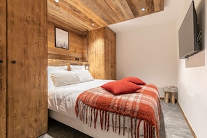 4 bedrooms, free WiFi