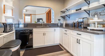 Rustic 3-Bedroom, 1.5-Bath Oasis by Downtown